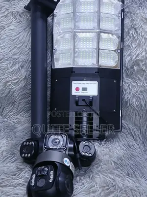 Triple Lens 4G Solar PTZ Camera With LED Floodlight
