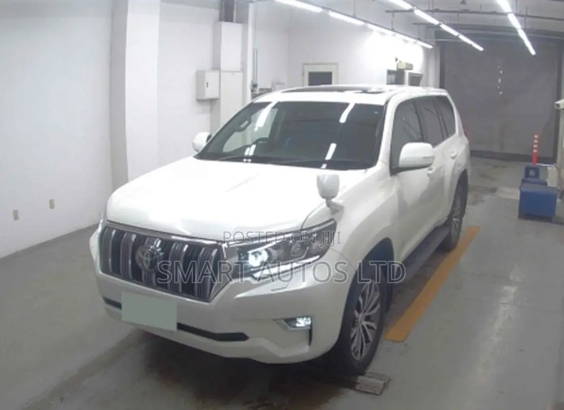 Toyota Land Cruiser Prado 2.8 2021 Pearl