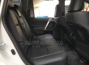 Toyota Land Cruiser Prado 2.8 2021 Pearl