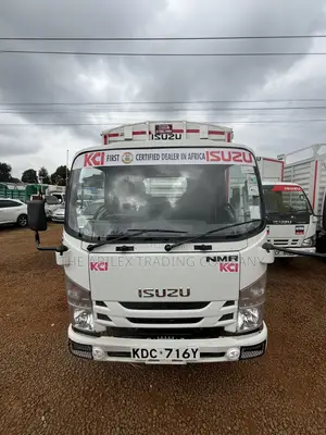 Isuzu NMR KDC 2022 White