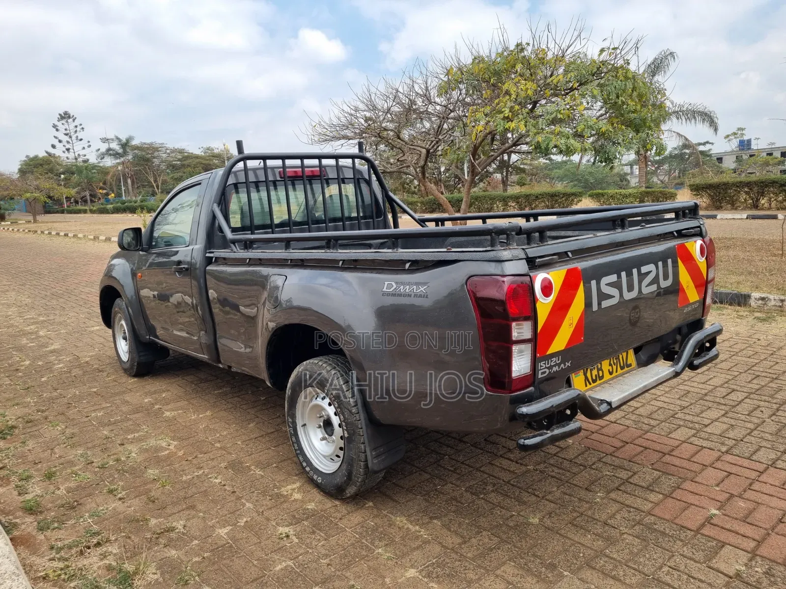 Isuzu D-MAX 2014