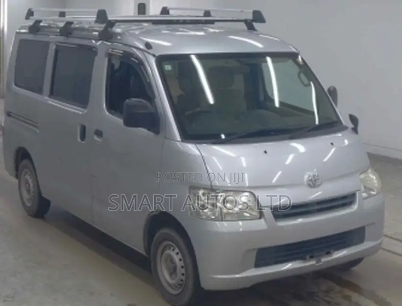 Toyota TownAce 2019 Silver