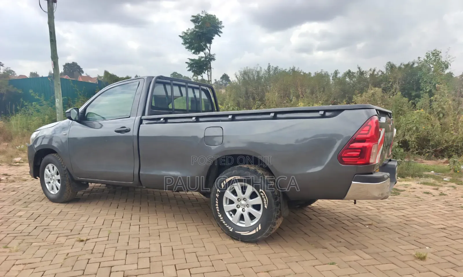 Toyota Hilux 2018 Gray