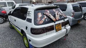 Toyota Starlet 2000 White
