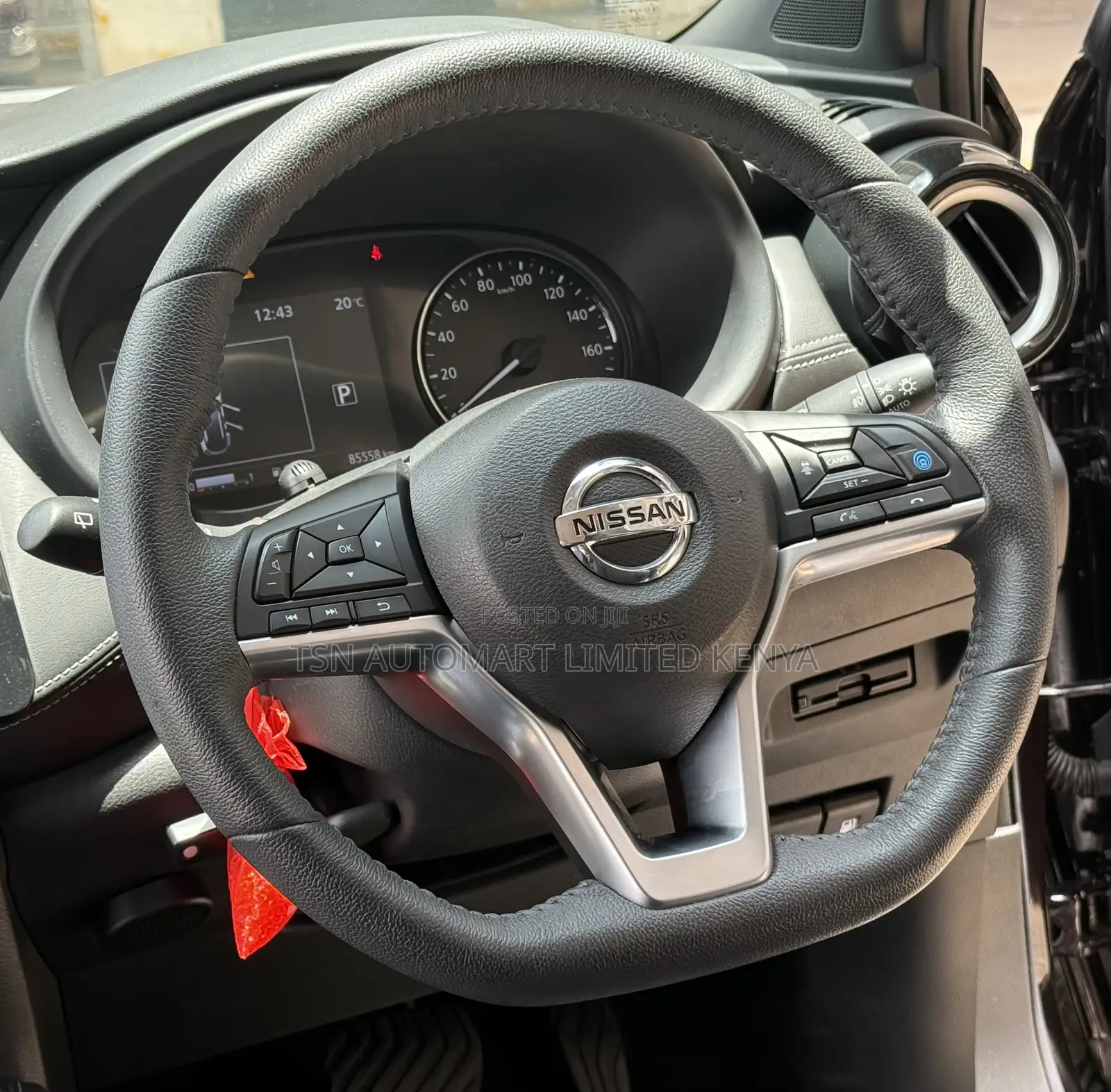 Nissan Kicks 2020 Brown