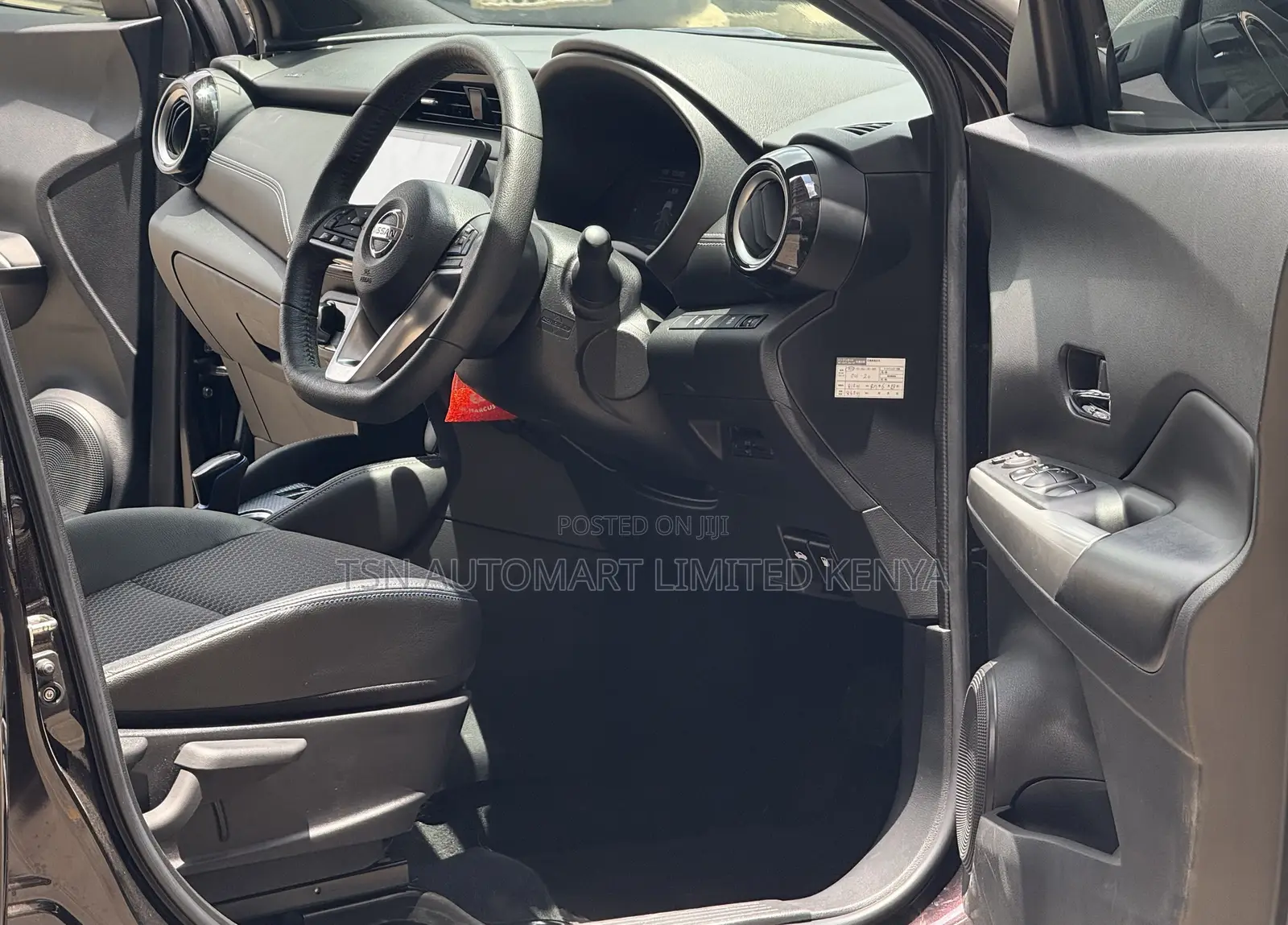Nissan Kicks 2020 Brown