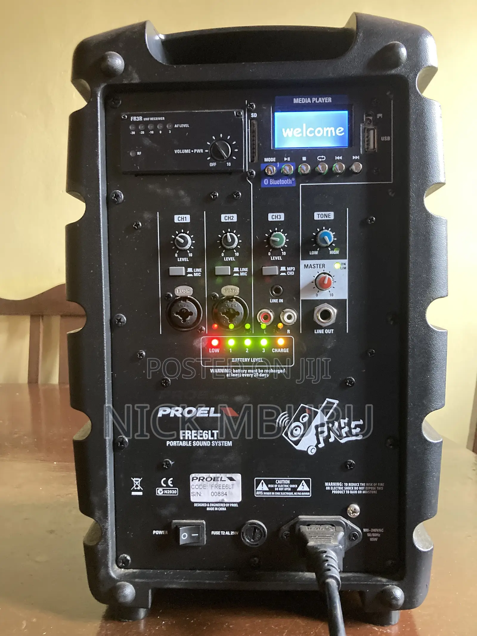 Proel Free6LT Loud Speaker. Doesn’t Include the Wireless Mic.