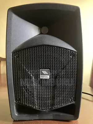 Proel Free6LT Loud Speaker. Doesn’t Include the Wireless Mic.