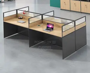 Office Workstation 4-Seater Workstation Table