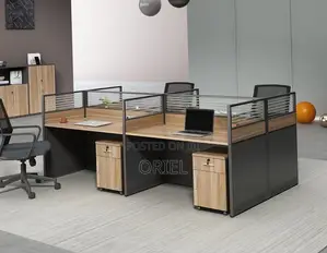 Office Workstation 4-Seater Workstation Table