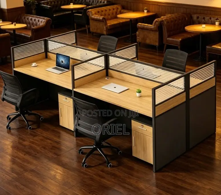 Office Workstation 4-Seater Workstation Table