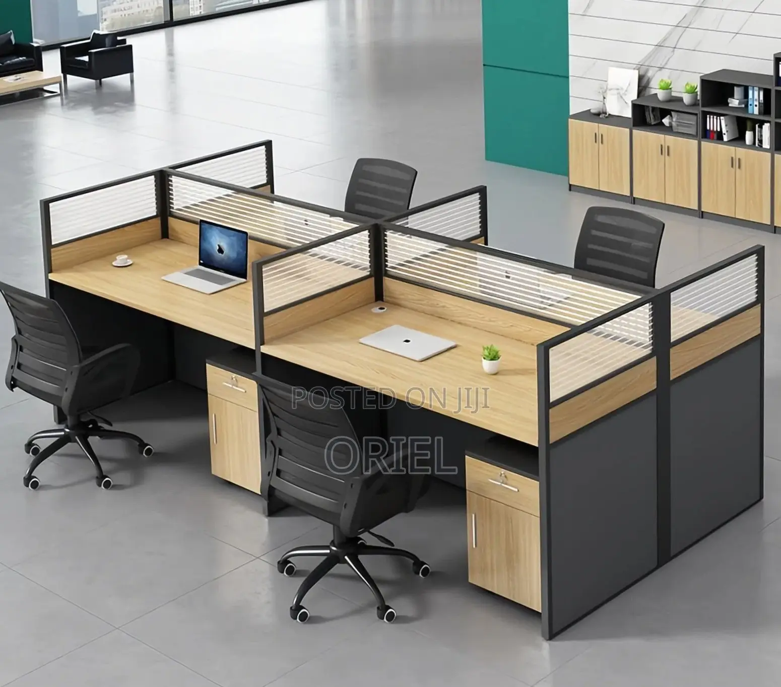 Office Workstation 4-Seater Workstation Table