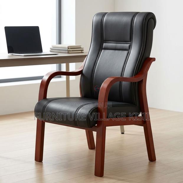 Executive Leather Visitor Seat - thumbnail 2