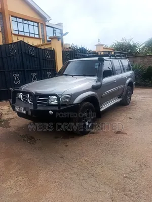 Nissan Patrol 2002 Gray