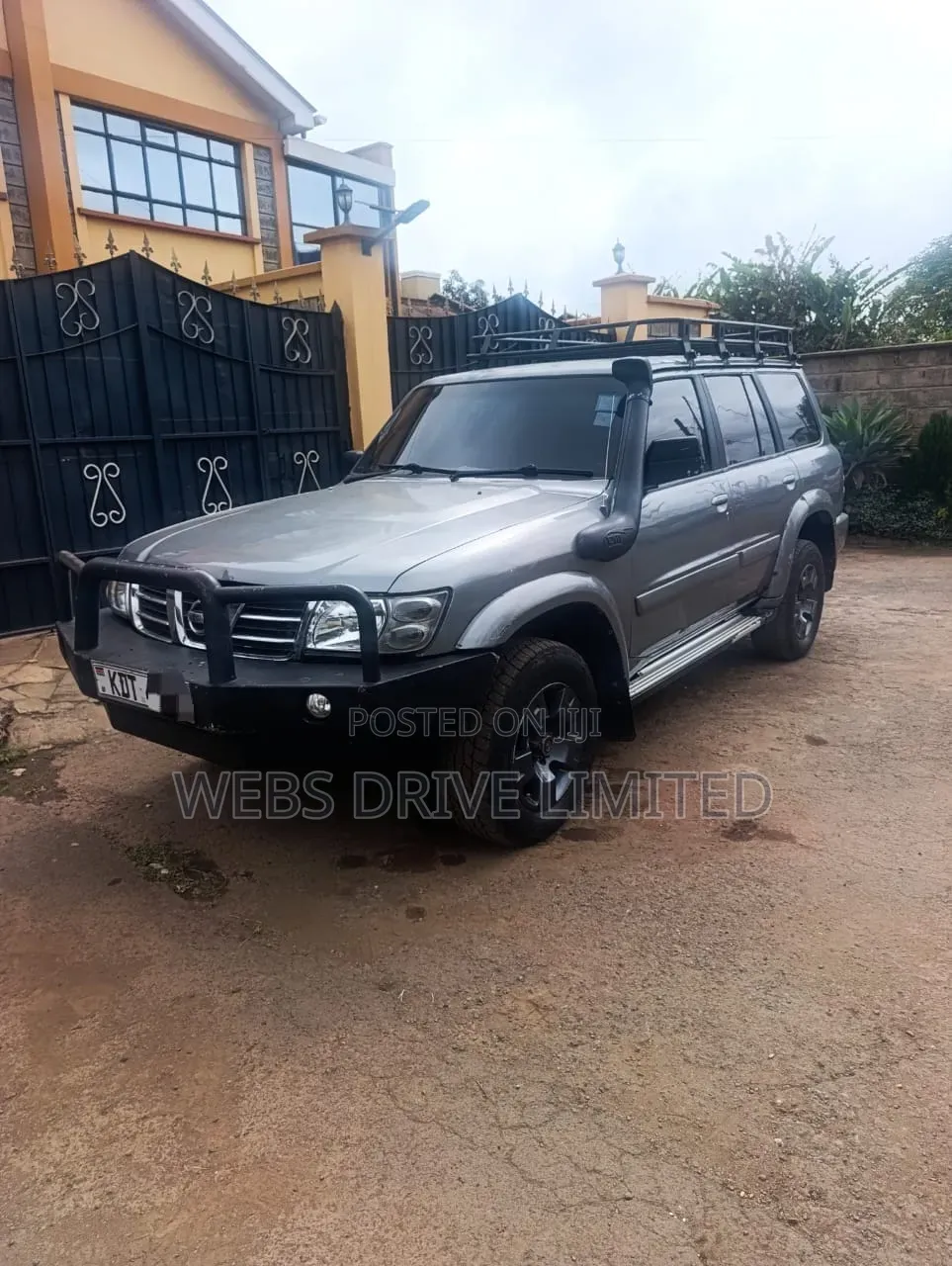 Nissan Patrol 2002 Gray