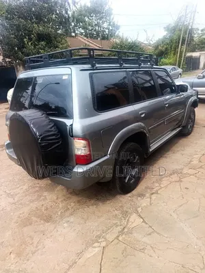 Nissan Patrol 2002 Gray