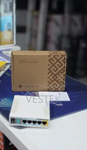 MikroTik RB951 2.4GHz Wi-Fi Router - 5x Ethernet Ports USB