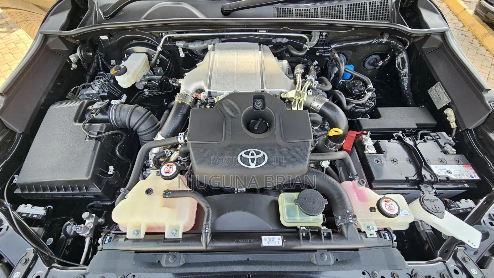 Toyota Hilux 2022 Black