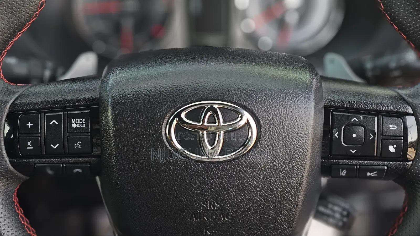 Toyota Hilux 2022 Black