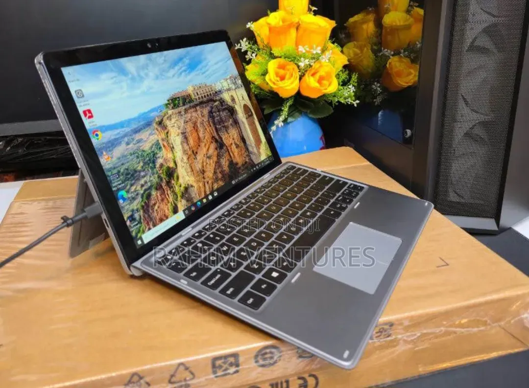 Laptop Dell Latitude 7210 2-in-1 8GB Intel Core i5 SSD 256GB