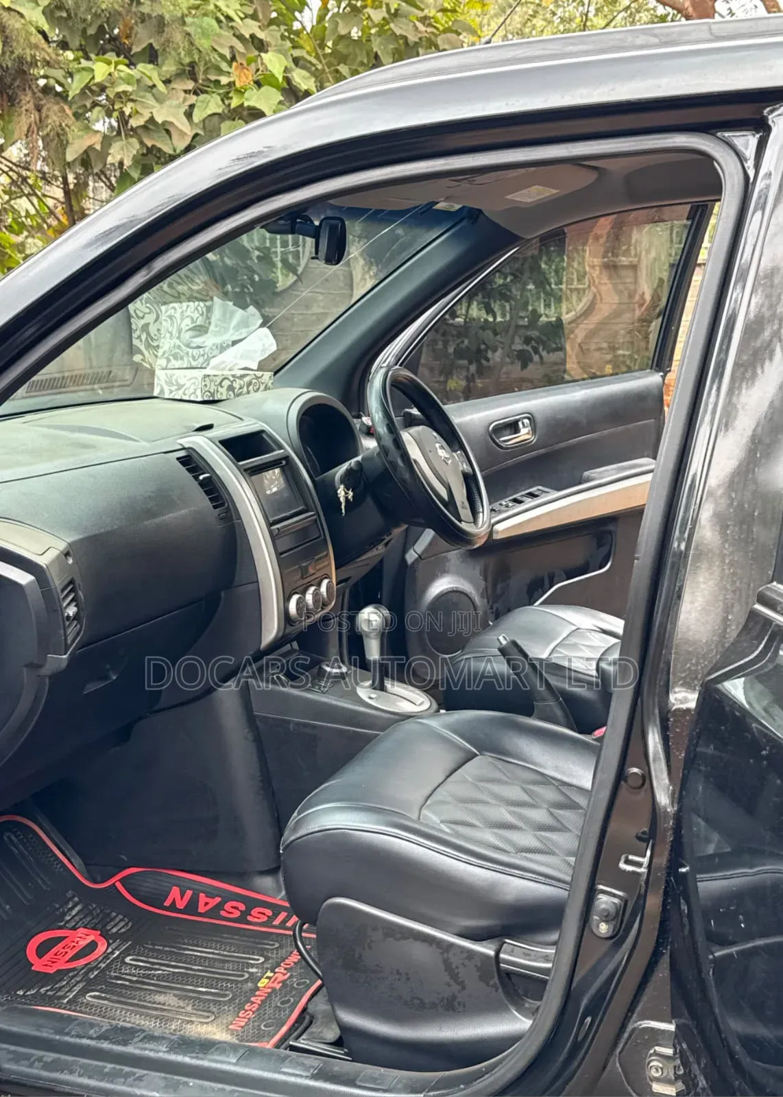 Nissan X-Trail 2012 Black
