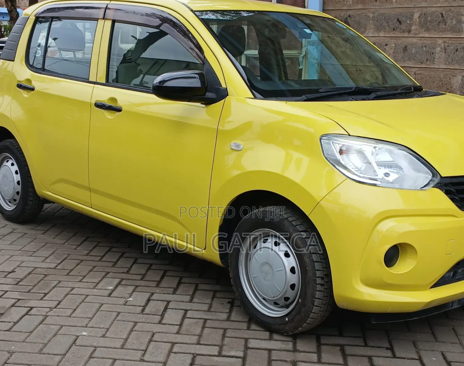 Toyota Passo 2018 Yellow