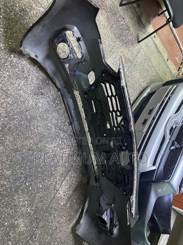 Front Bumper Suzuki Swift 2018 - thumbnail 2