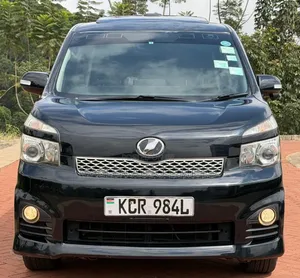 Toyota Voxy 2011 Black