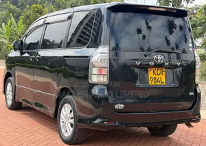 Toyota Voxy 2011 Black