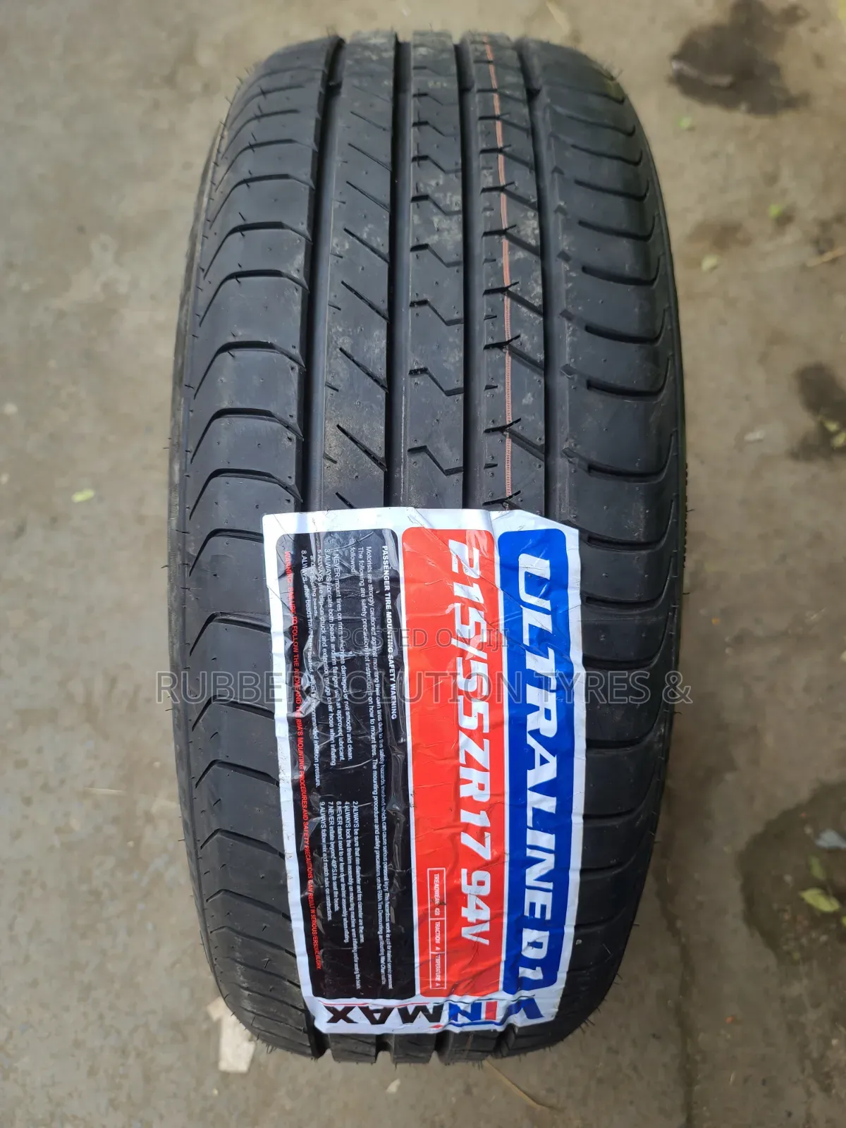 215 /55 R17 Vinmax Tyres 94v Ultraline D1