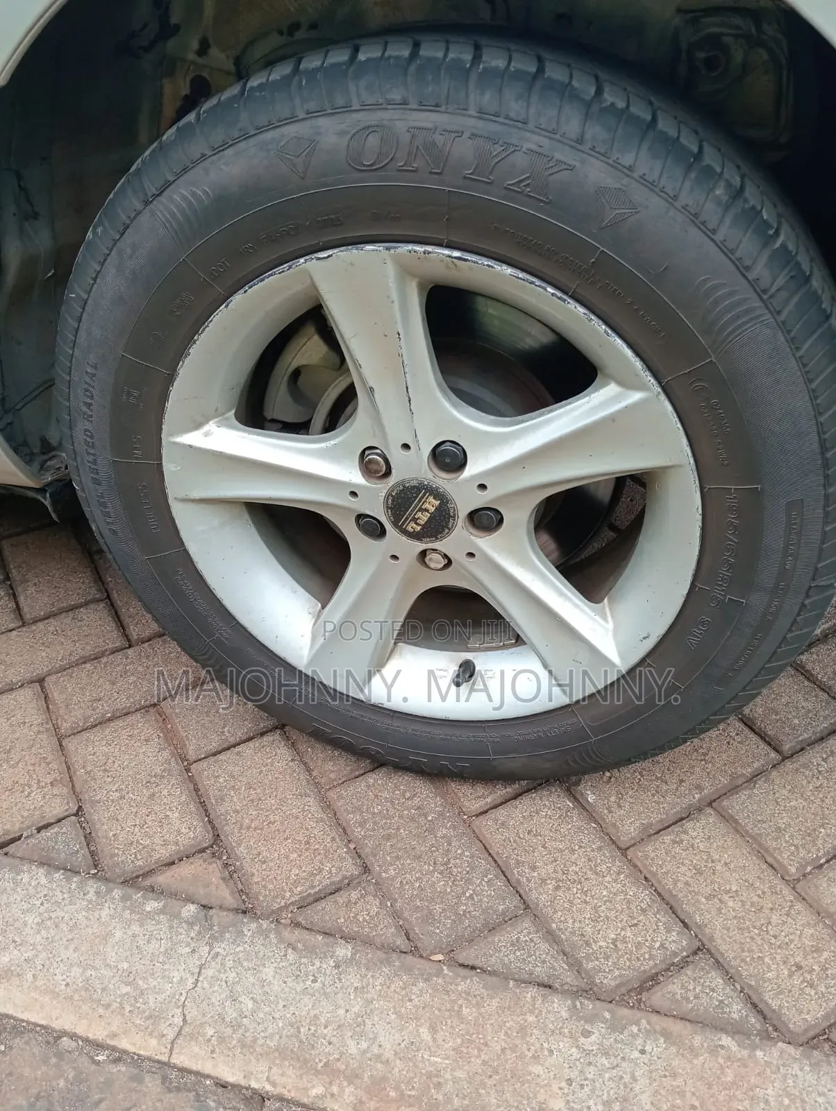 Toyota Sienta 2015 Silver