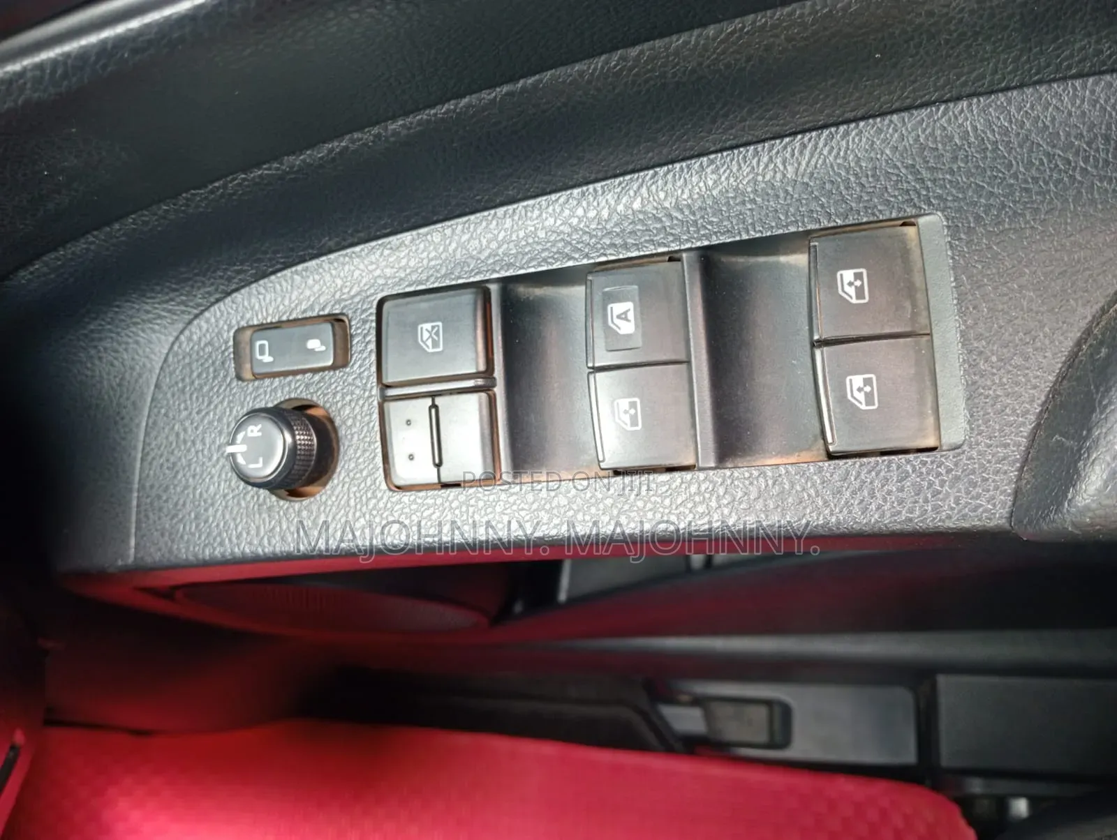 Toyota Sienta 2015 Silver
