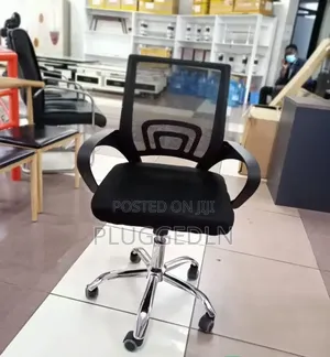 Black Mesh Mid-Back Office Swivel Chair