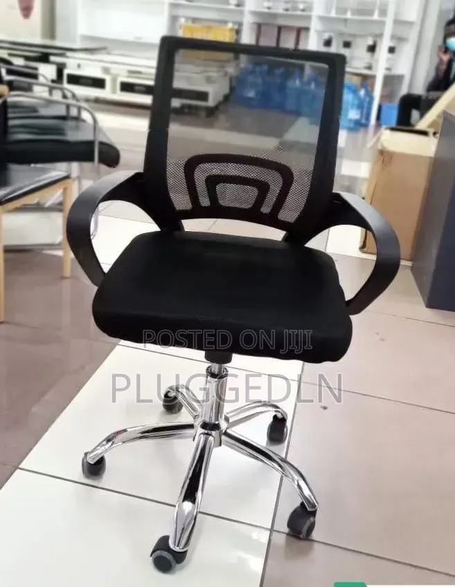 Black Mesh Mid-Back Office Swivel Chair