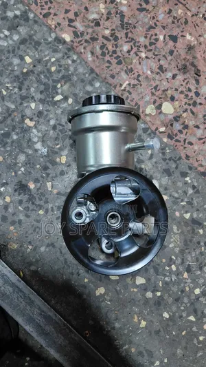 1tr/2tr Hilux Vigo/Hiace 7l/Dyna Steering Pump