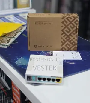 MikroTik RouterBOARD RB951 Series High-Power Wireless Desktop Router
