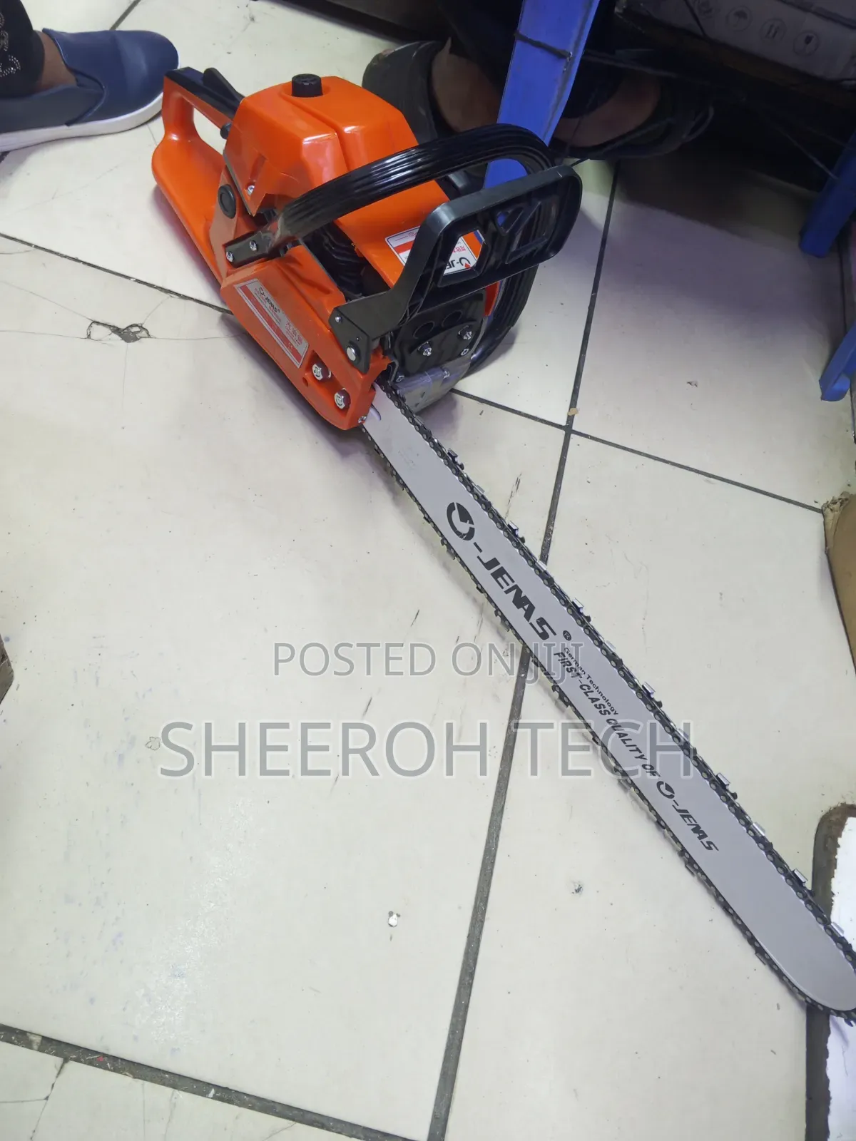 Gasoline Chainsaw Machine