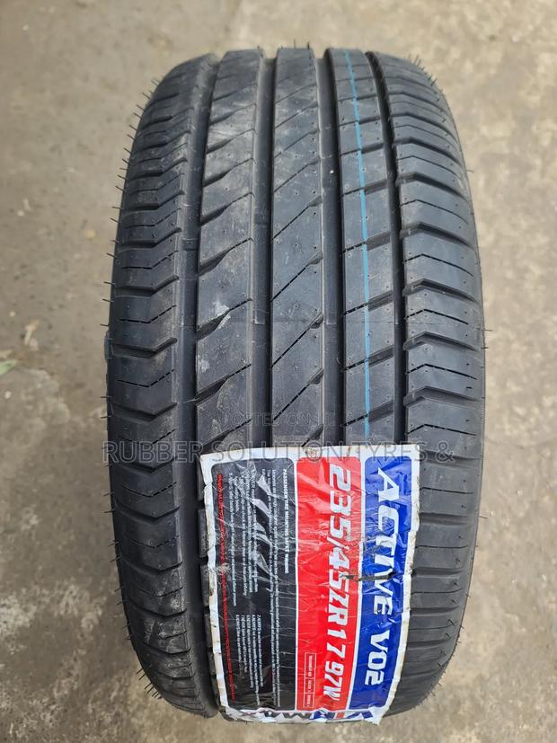 235 /45 R17 Vinmax Tyres 97w Active V02 - thumbnail 3