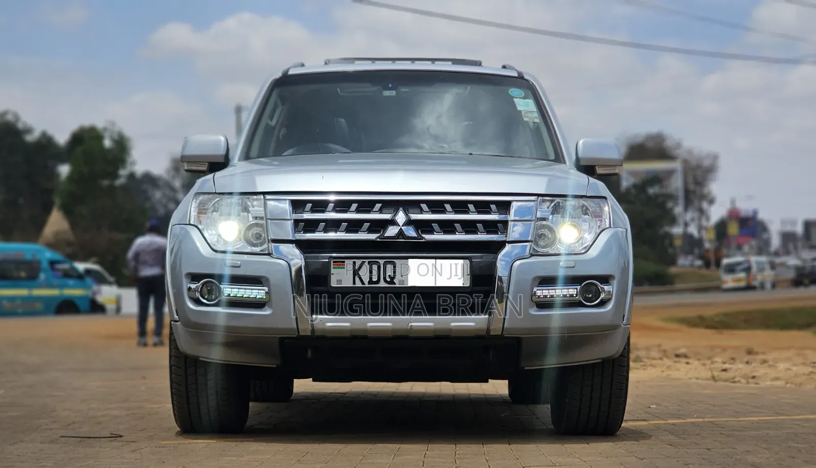 Mitsubishi Pajero V80 3.2 DI-D 2016 Silver