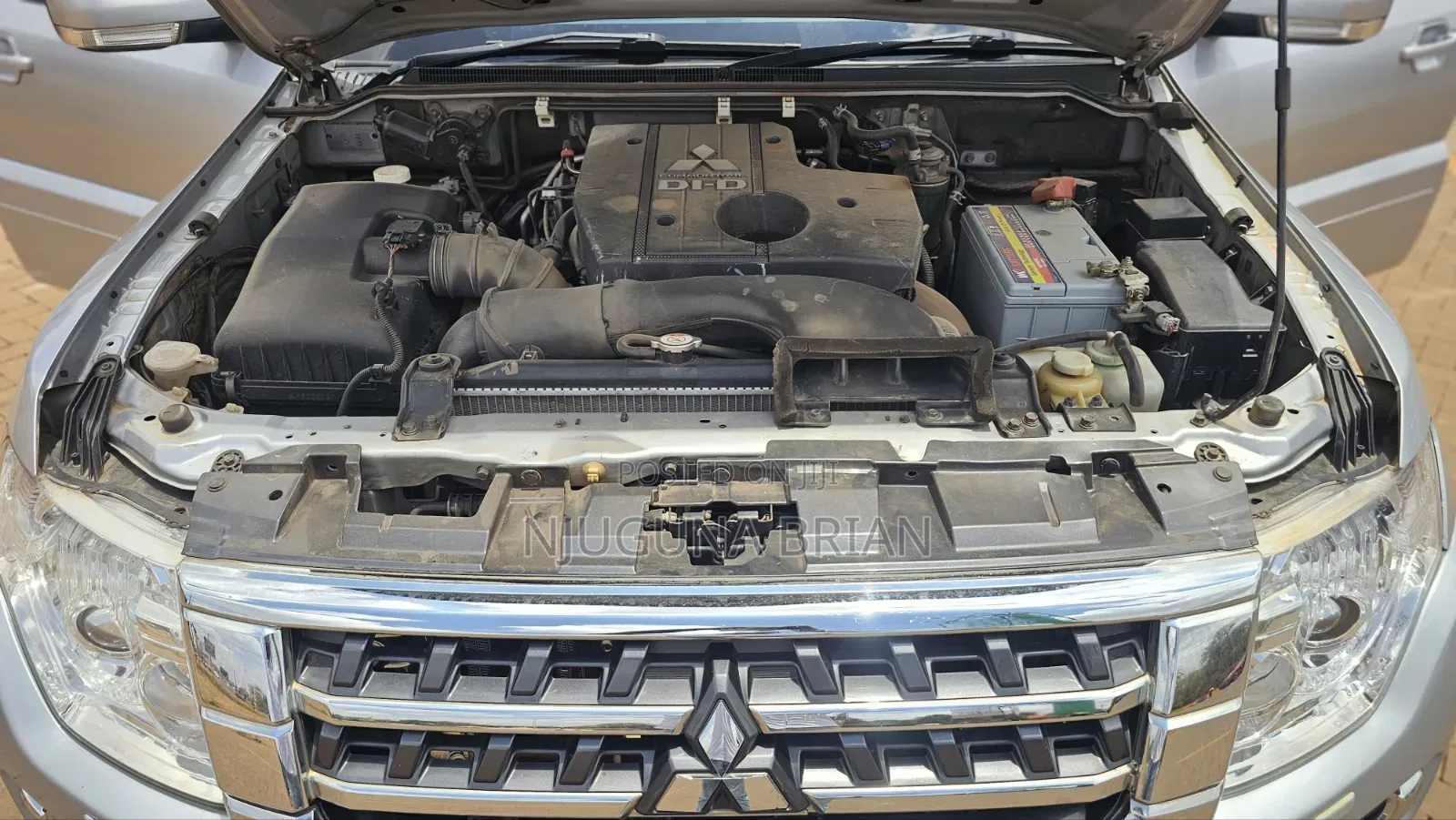 Mitsubishi Pajero V80 3.2 DI-D 2016 Silver