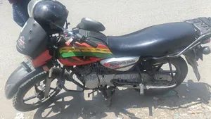 Bajaj Boxer 125 2016 Red