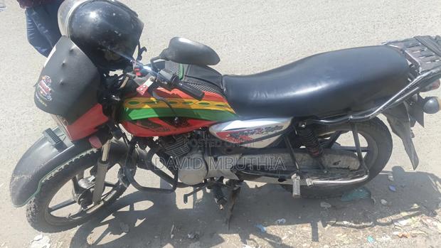 Bajaj Boxer 125 2016 Red - thumbnail 4
