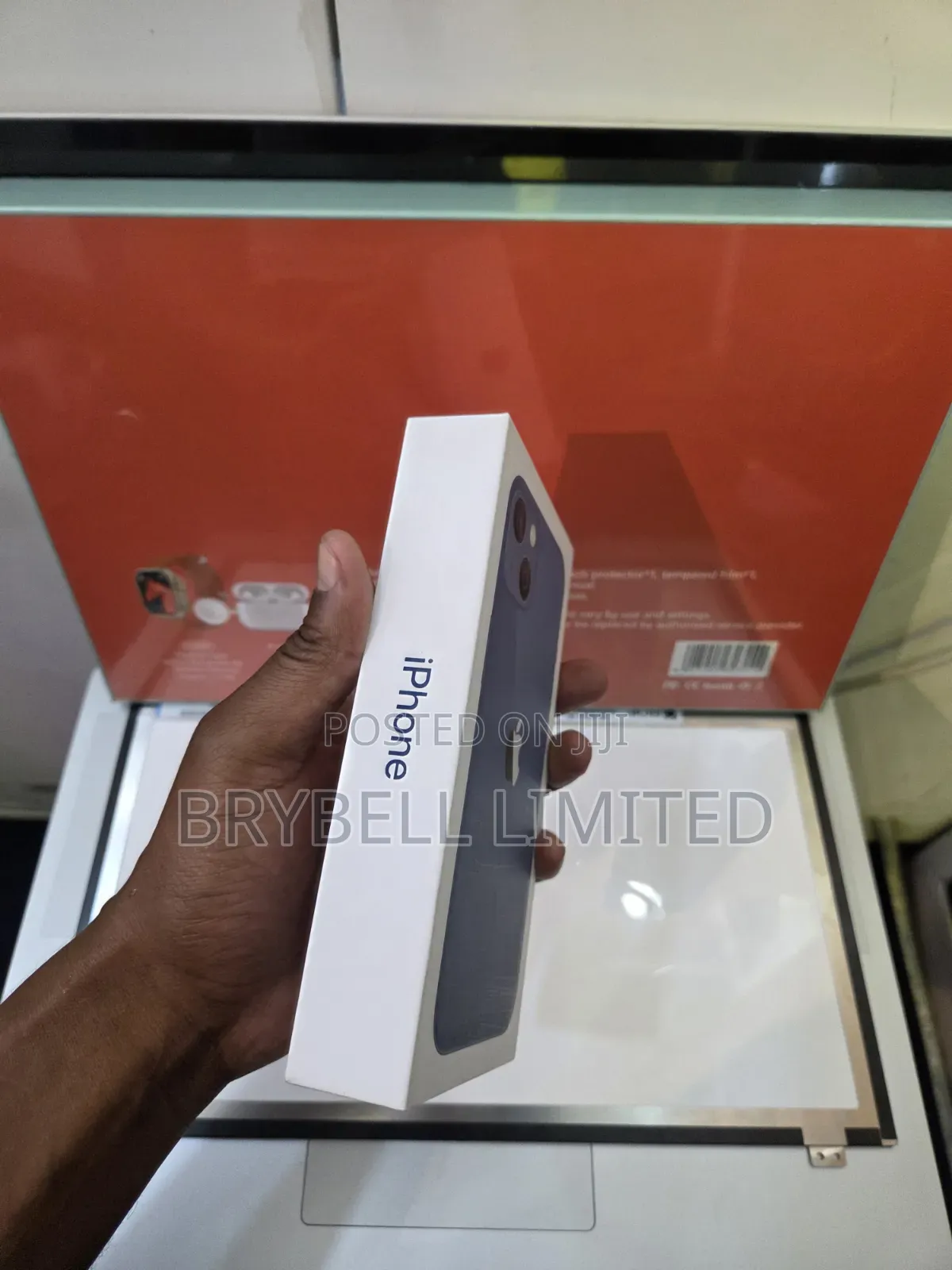 New Apple iPhone 13 256 GB Blue
