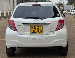 Toyota Vitz 2013 White