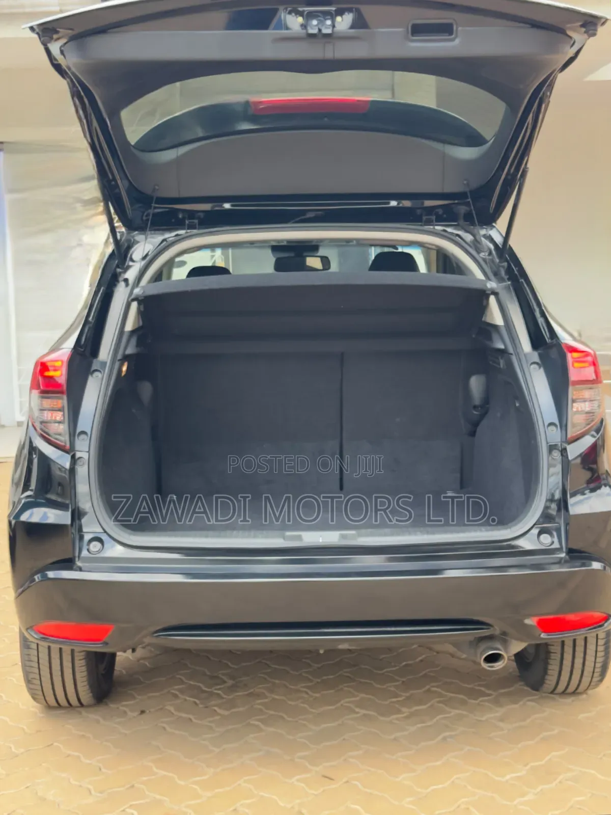 Honda Vezel 1.5 Hybrid 2WD 2019 Black