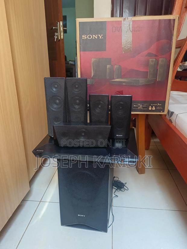 Sony DAV-DZ350 Home Theatre