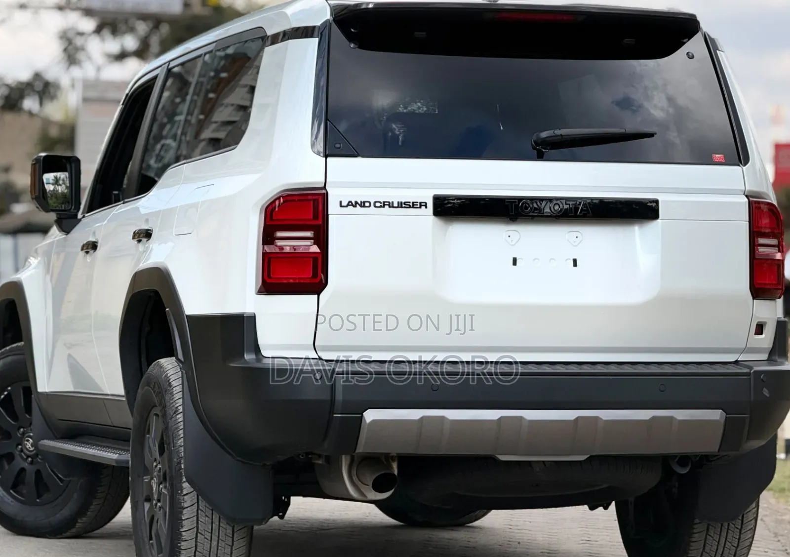Toyota Land Cruiser 2024 White