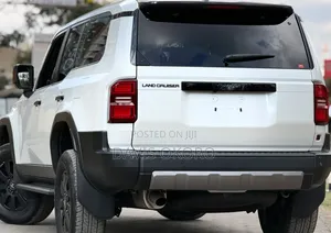 Toyota Land Cruiser 2024 White