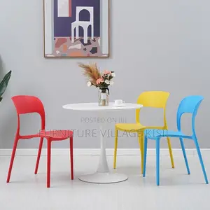 Office Chair; Retro Plastic Visitors Chair.