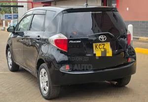 Toyota Ractis 1.5 AWD 2012 Black